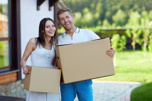 Man and van moving service for East London customers in West Ham